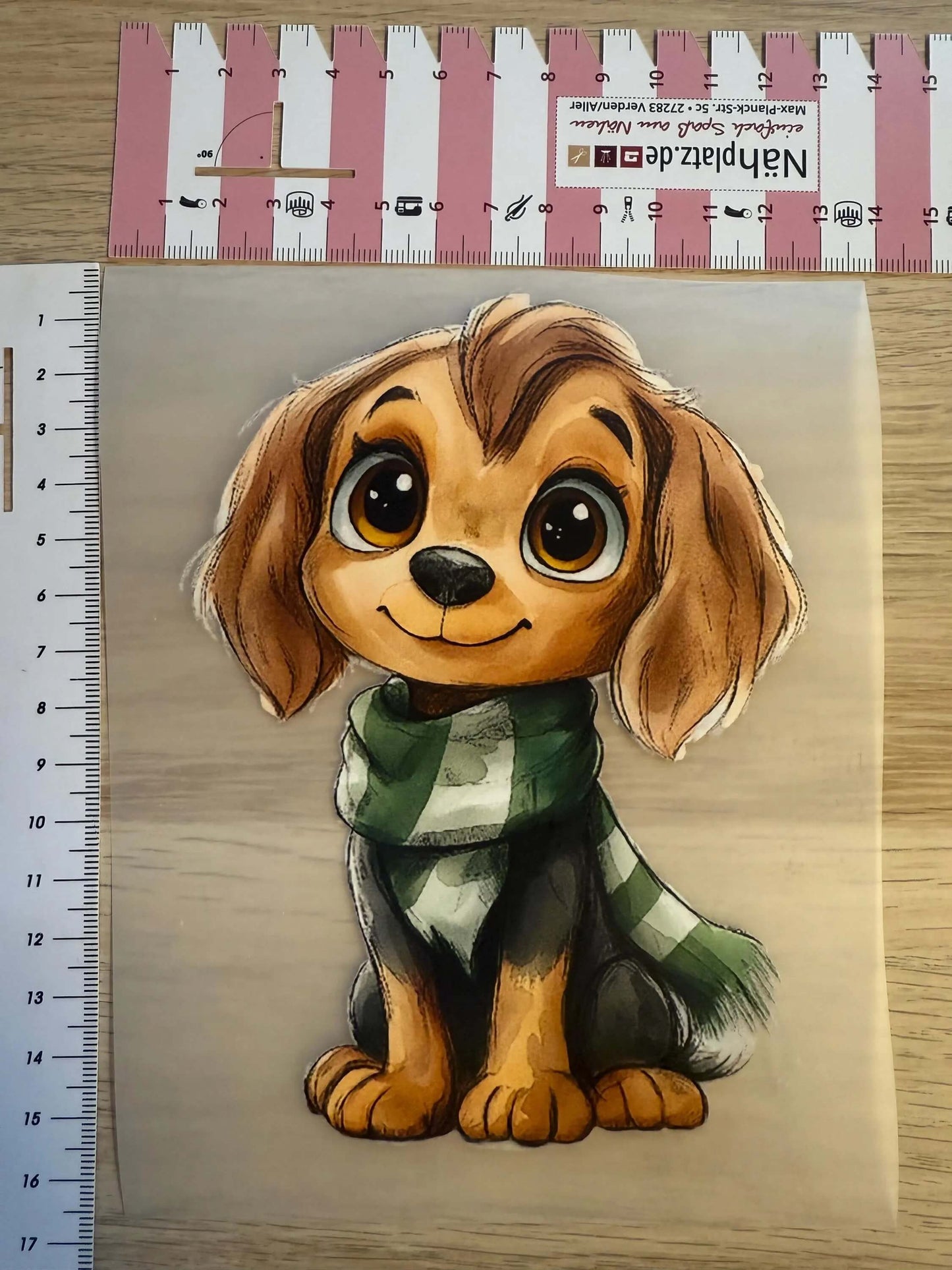 Bügelbild niedlicher Hund mit Schal, Herbstfarben und Zauberflair