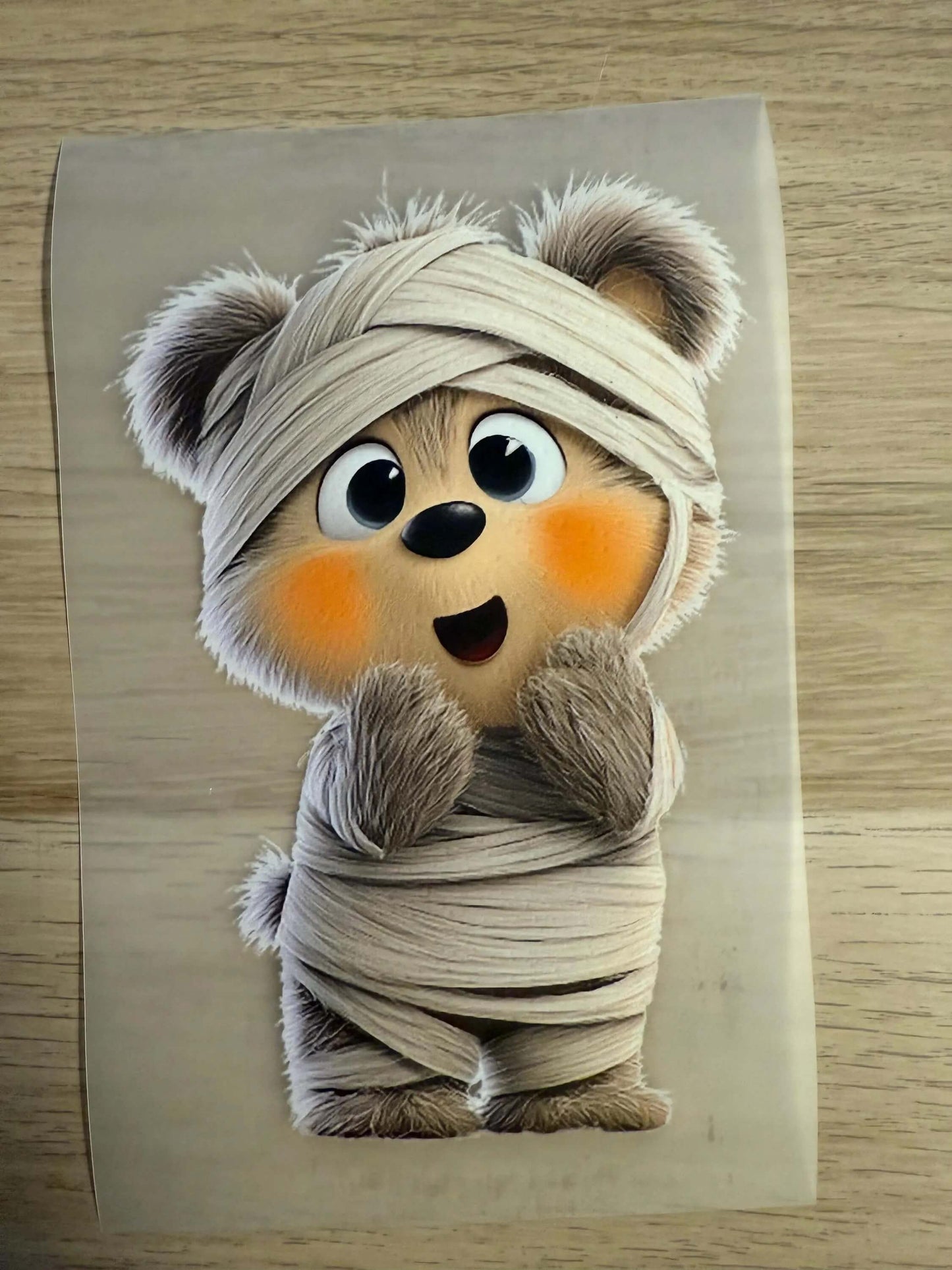 Buegelbild Mumien Baer Motiv mit Flausch und Gruselcharme