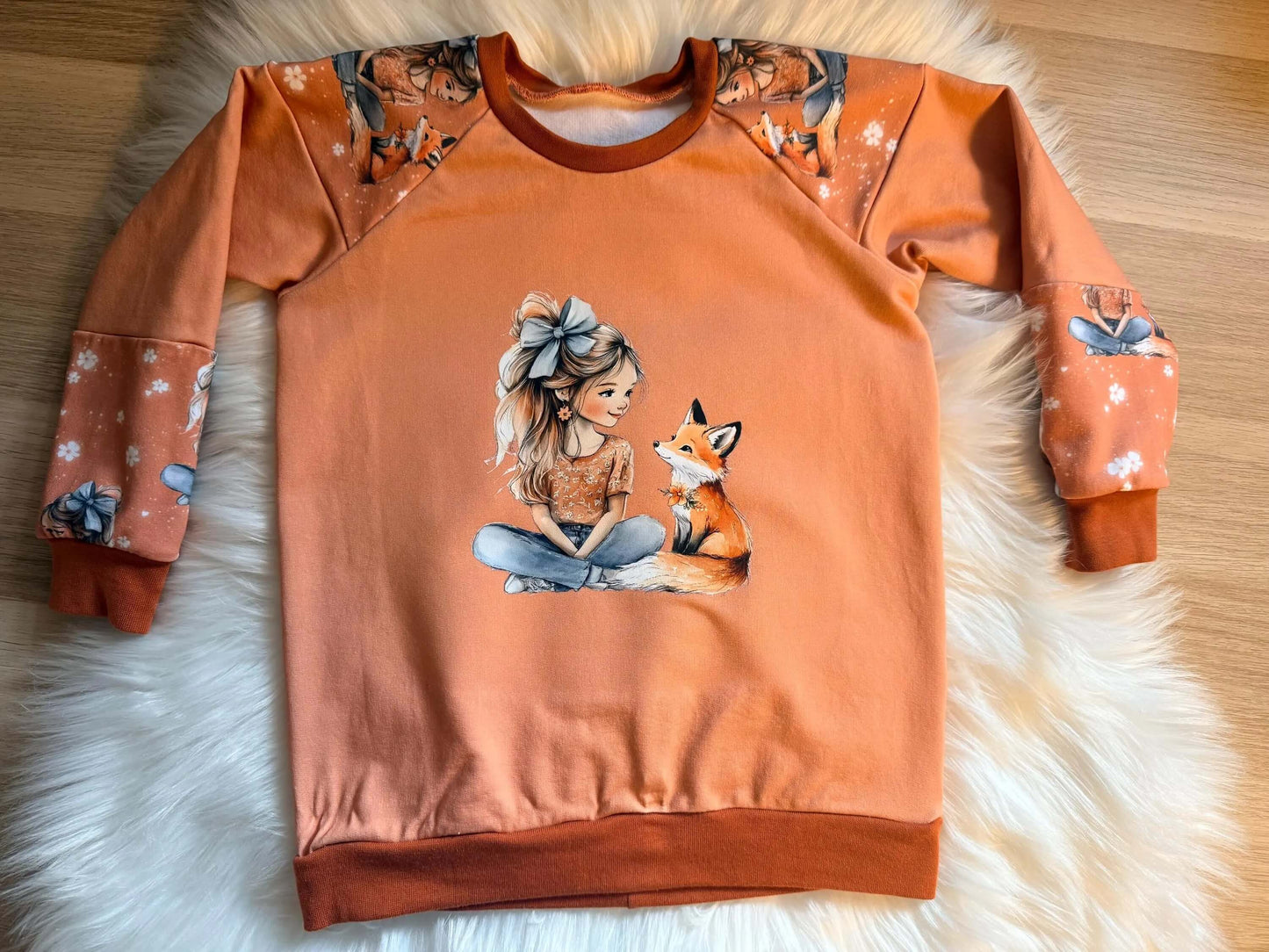Hochwertiger Handmade Pullover mit Fuchs Design