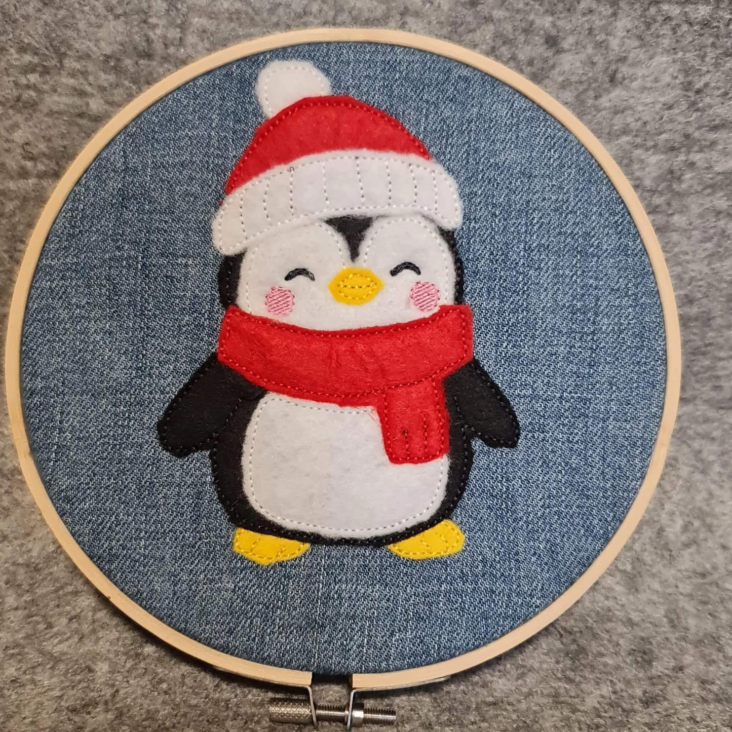 Digitale Stickdatei Pinguin – verschiedene Größen und Formate verfügbar