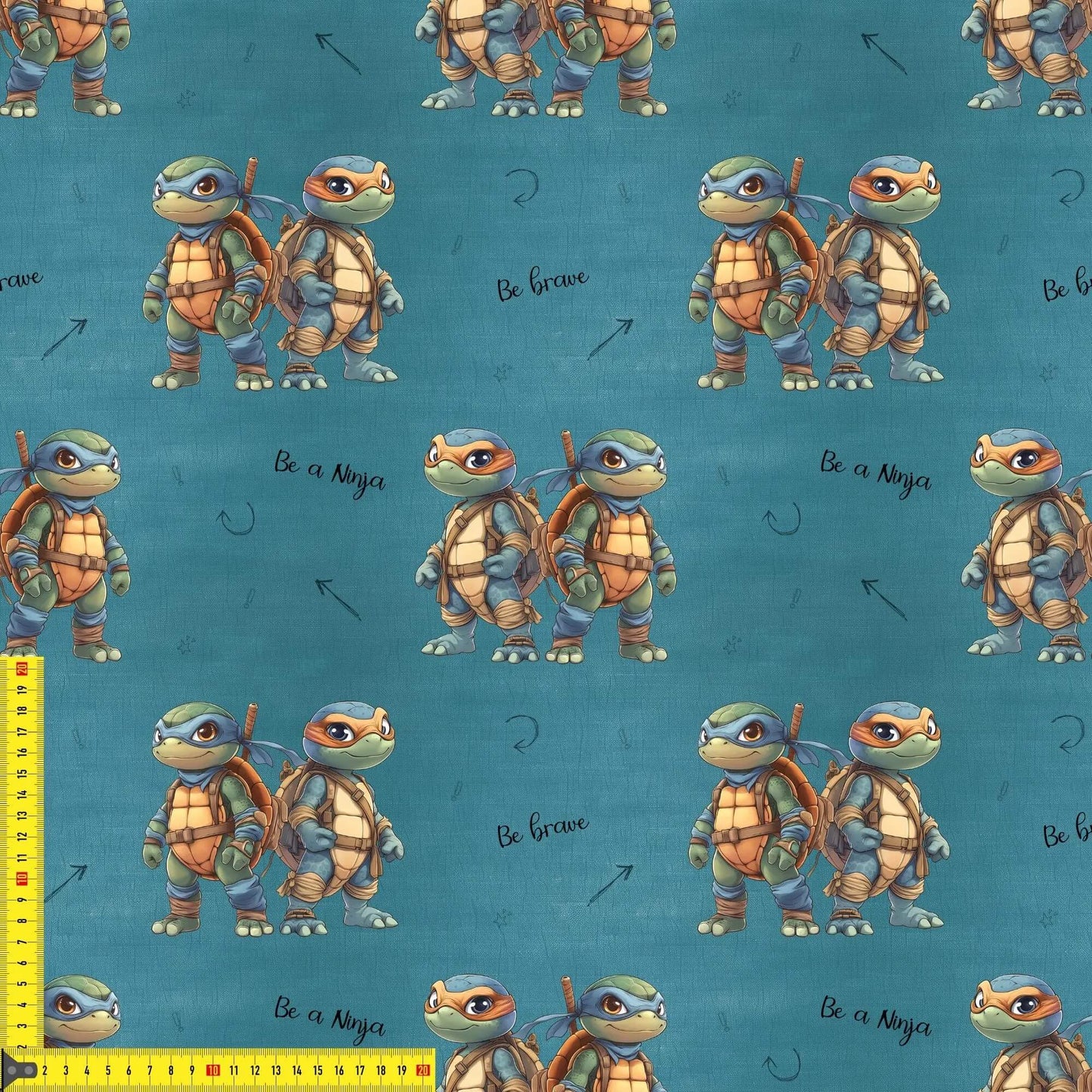 „Baumwollstoff mit Ninja Figuren – Meterware fuer kreative Nähideen“