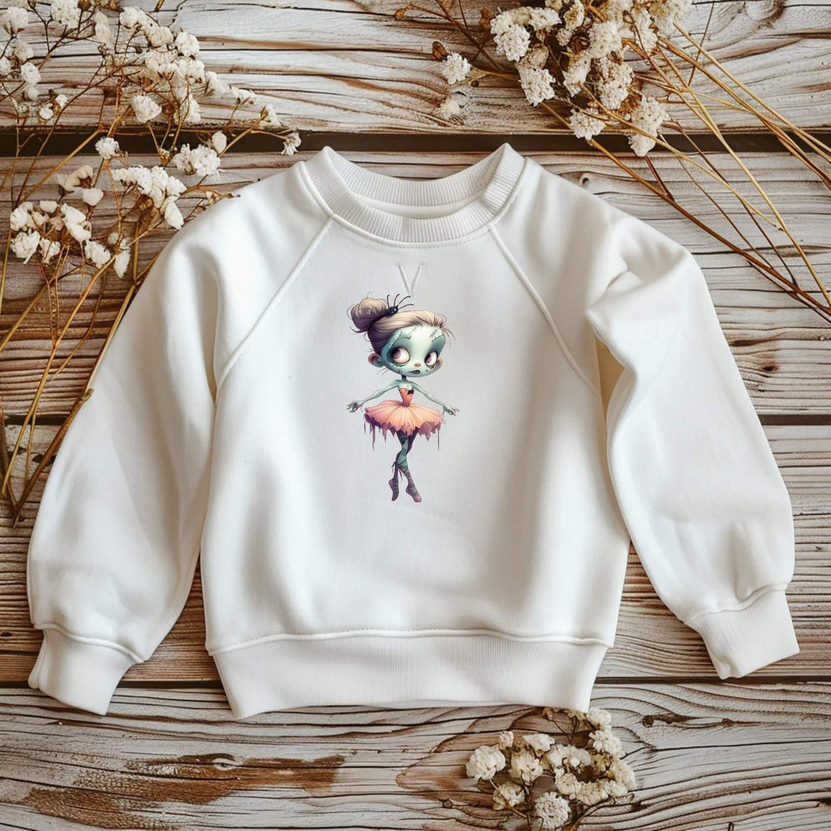 Weißer Kinder-Sweatshirt mit DTF Bügelbild Zombie-Ballerina im Tütü, Halloween Bügelmotiv 18x10 cm