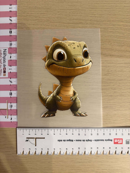 DIY Bügelsticker Kleiner Dino für Shirts, Beutel und Kinderkleidung