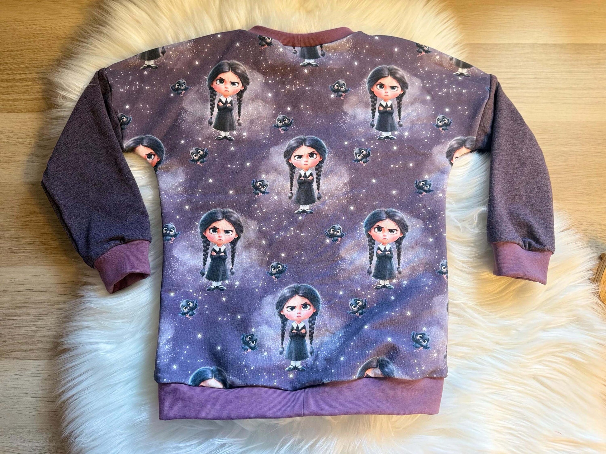 French Terry Pullover mit Eigenproduktionsstoff
