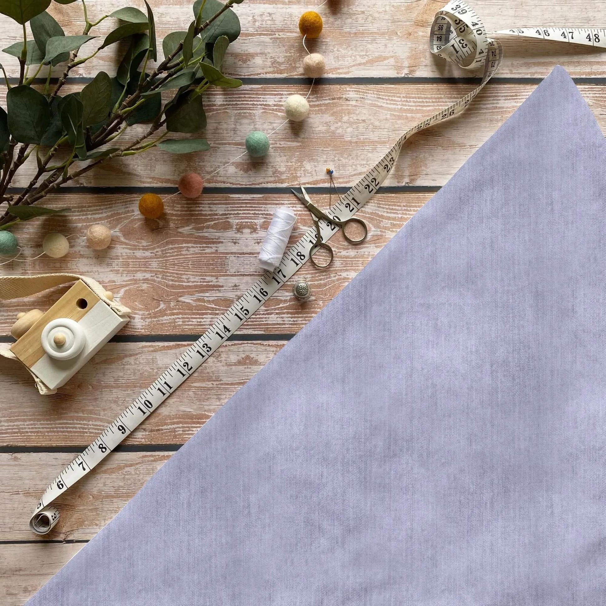 Denim Lila French Terry – hochwertiger Kombistoff mit Jeansstruktur
