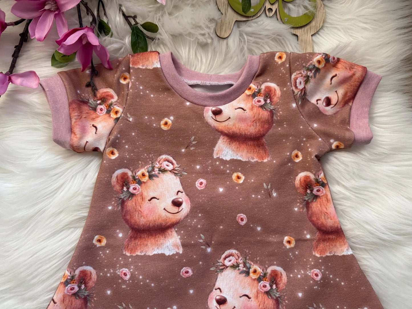 Hochwertig vernähtes Handmade Kleid mit Coverlock Saum
