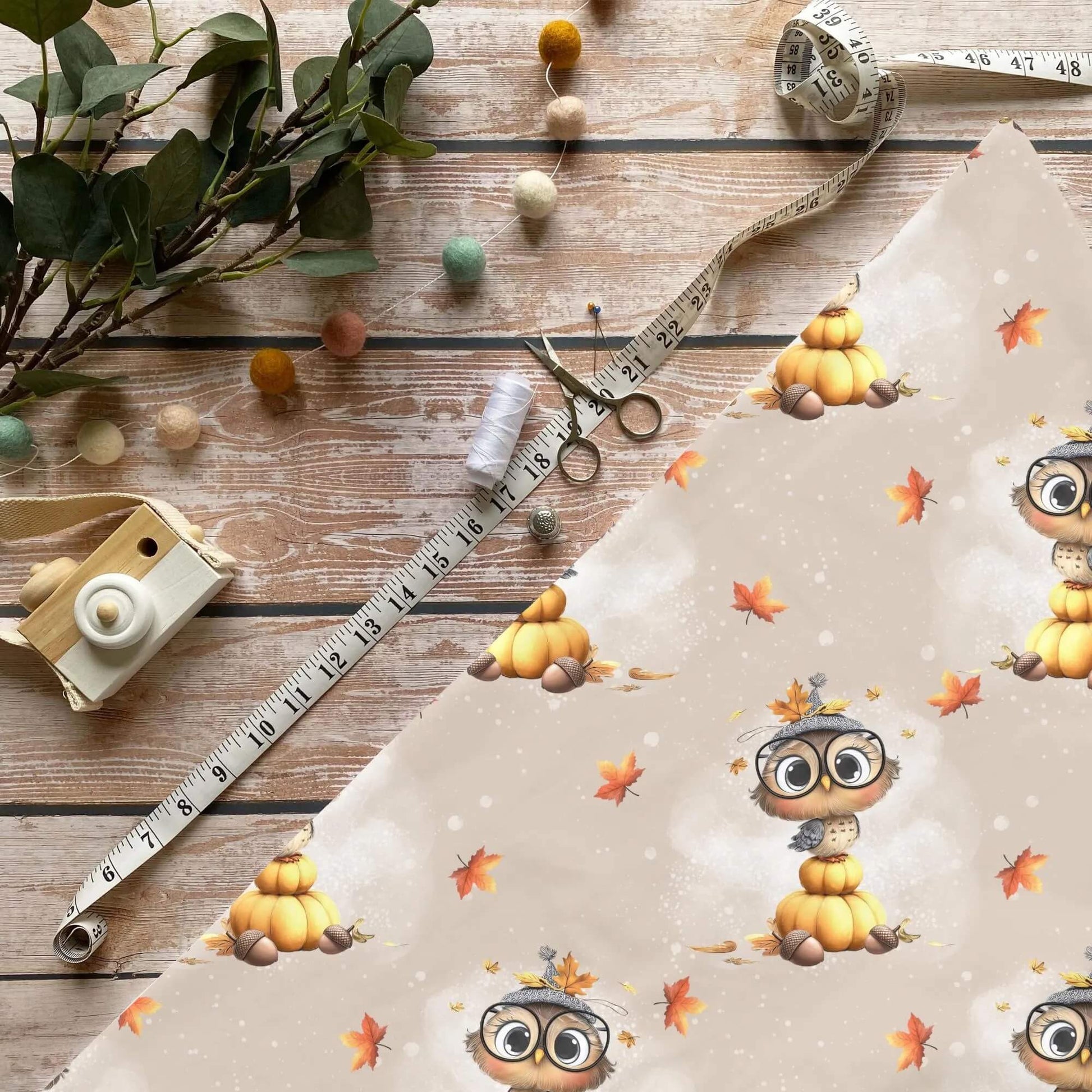 Herbstliche Eule Stoff Meterware – ideal für Kinderkleidung & Herbstaccessoires“