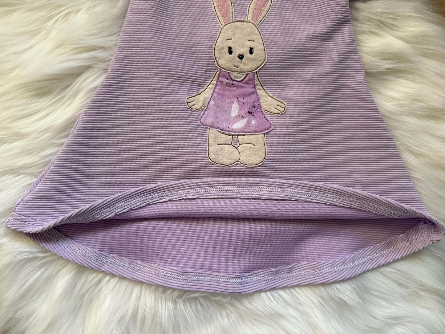 Feinrippjersey Kleid in Lila mit Bündchen
