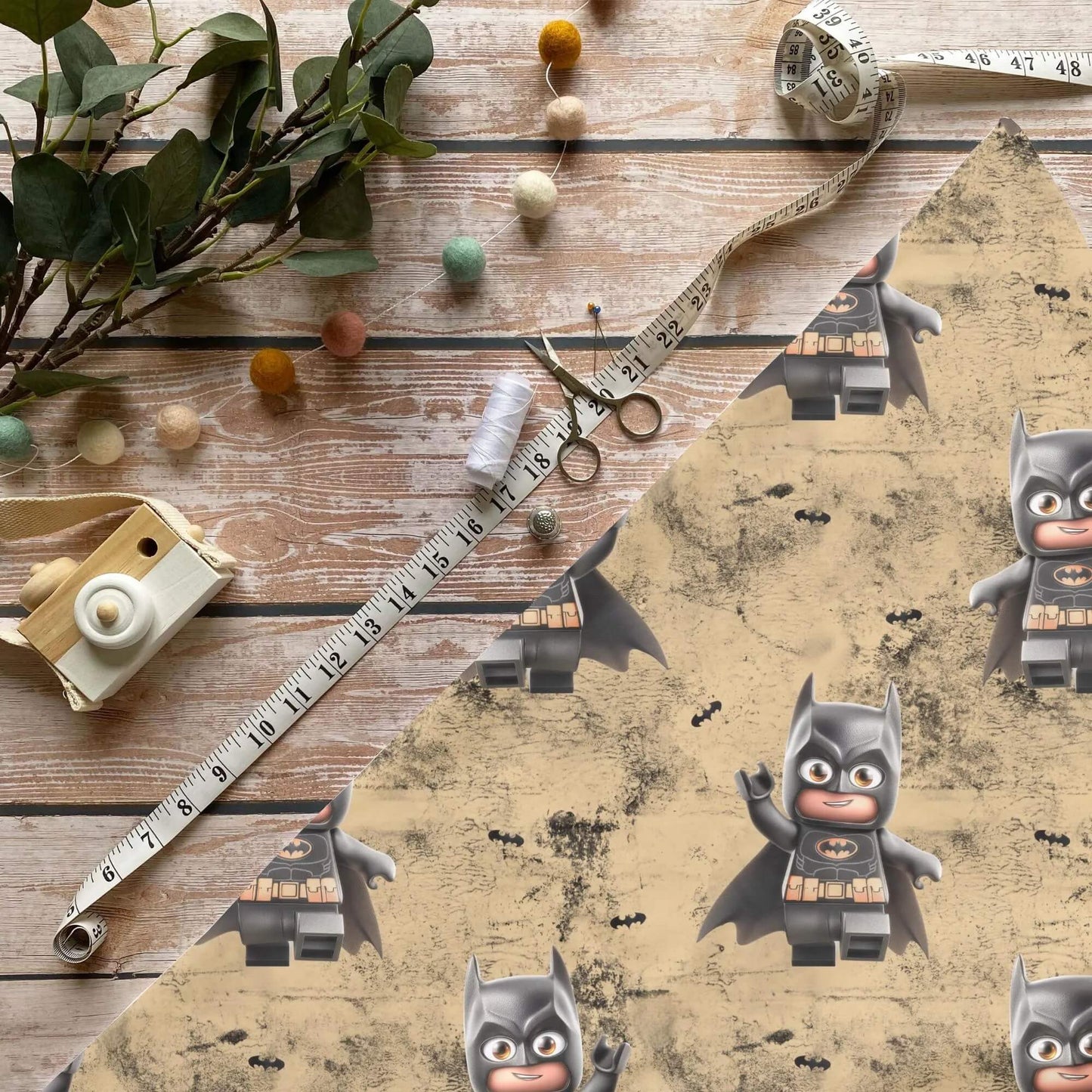 Dunkle Heldencrew Kinderstoff auf Jersey – cooles Actionmotiv als Meterware OEKO‑TEX 100

