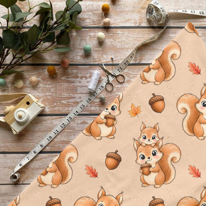 Eichhörnchenliebe Stoff Meterware aus Jersey mit niedlichem Herbstmotiv für Kinderstoffe und Babystoffe
