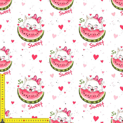 „French Terry Meterware mit Fruchtkatzen – perfekt für Pullover & Pumphosen“