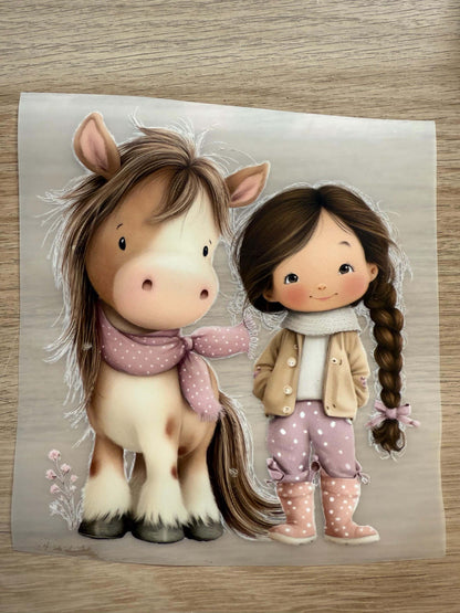 DTF Bügelmotiv Mädchen mit Pony und Schal für DIY Projekte
