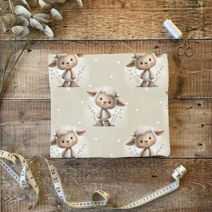OEKO TEX Stoff Meterware Schäfchen mit Herzchen und Blütenzweigen
