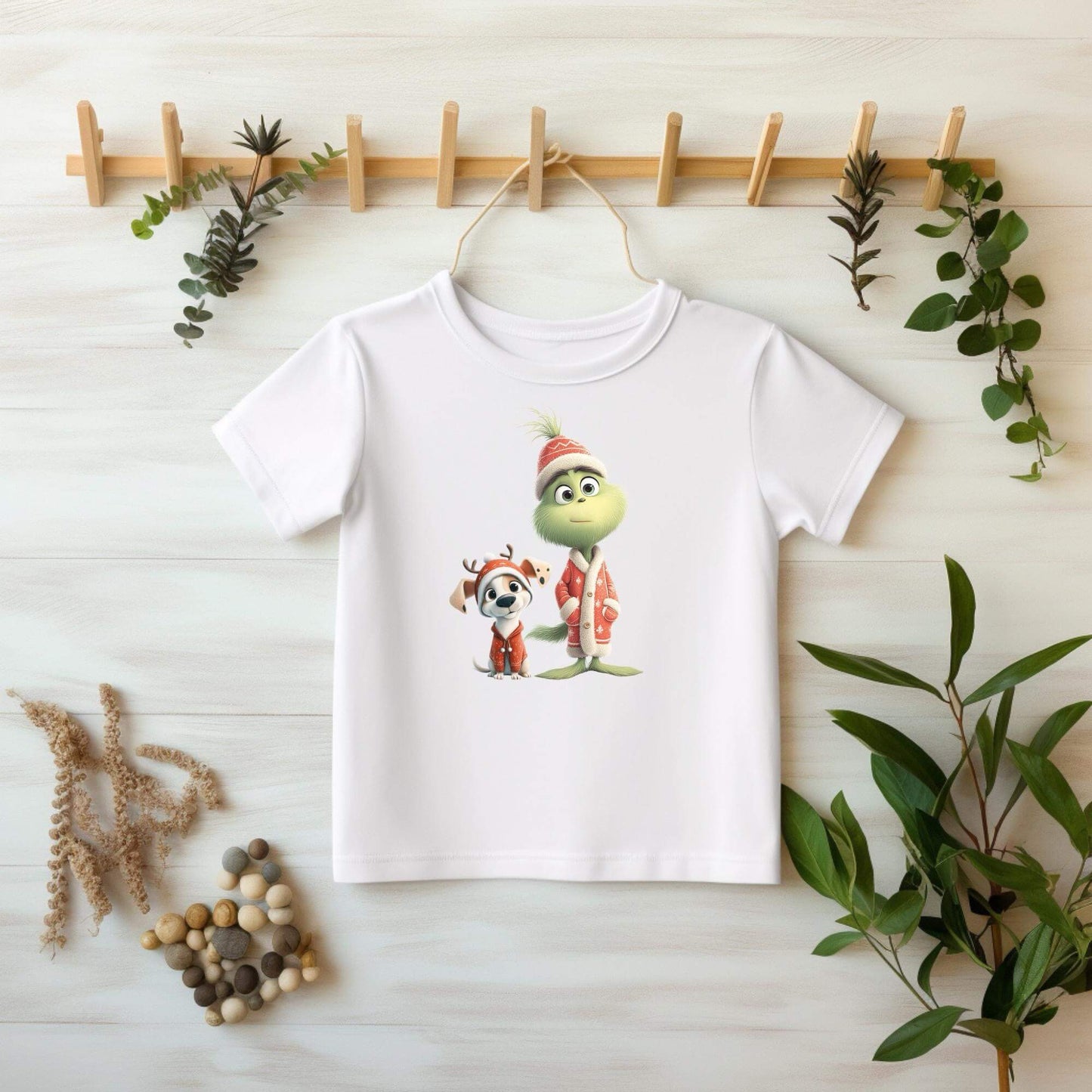 Hochwertige DTF Transferfolie Weihnachtsmuffel mit Hund im Weihnachtsoutfit
