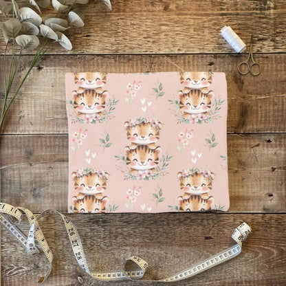 „Jersey Kinderstoff mit Tigerpaar-Motiv – OEKO-TEX zertifiziert & weich“