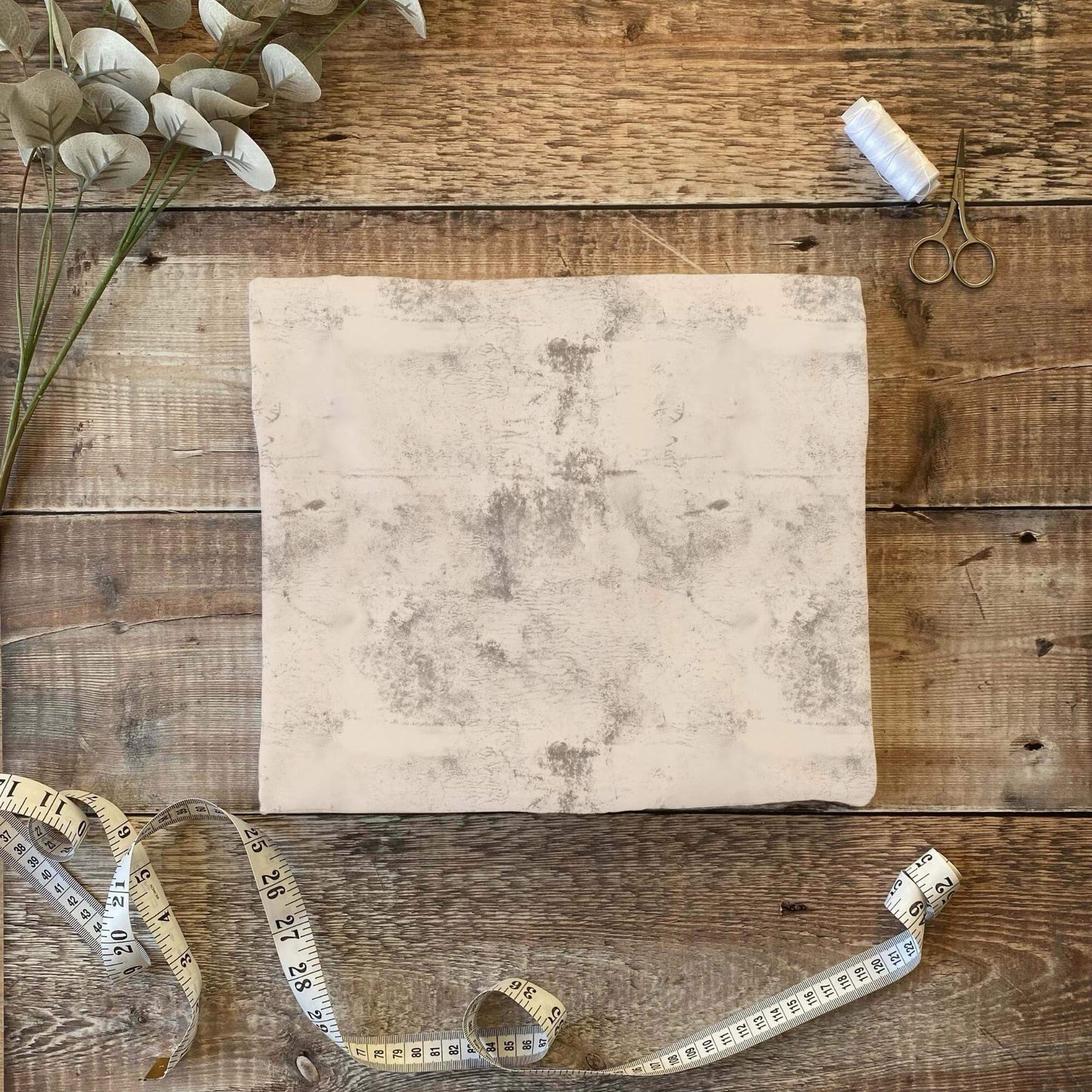 „Jersey Kinderstoff in Sandoptik – OEKO-TEX zertifiziert & vielseitig kombinierbar“