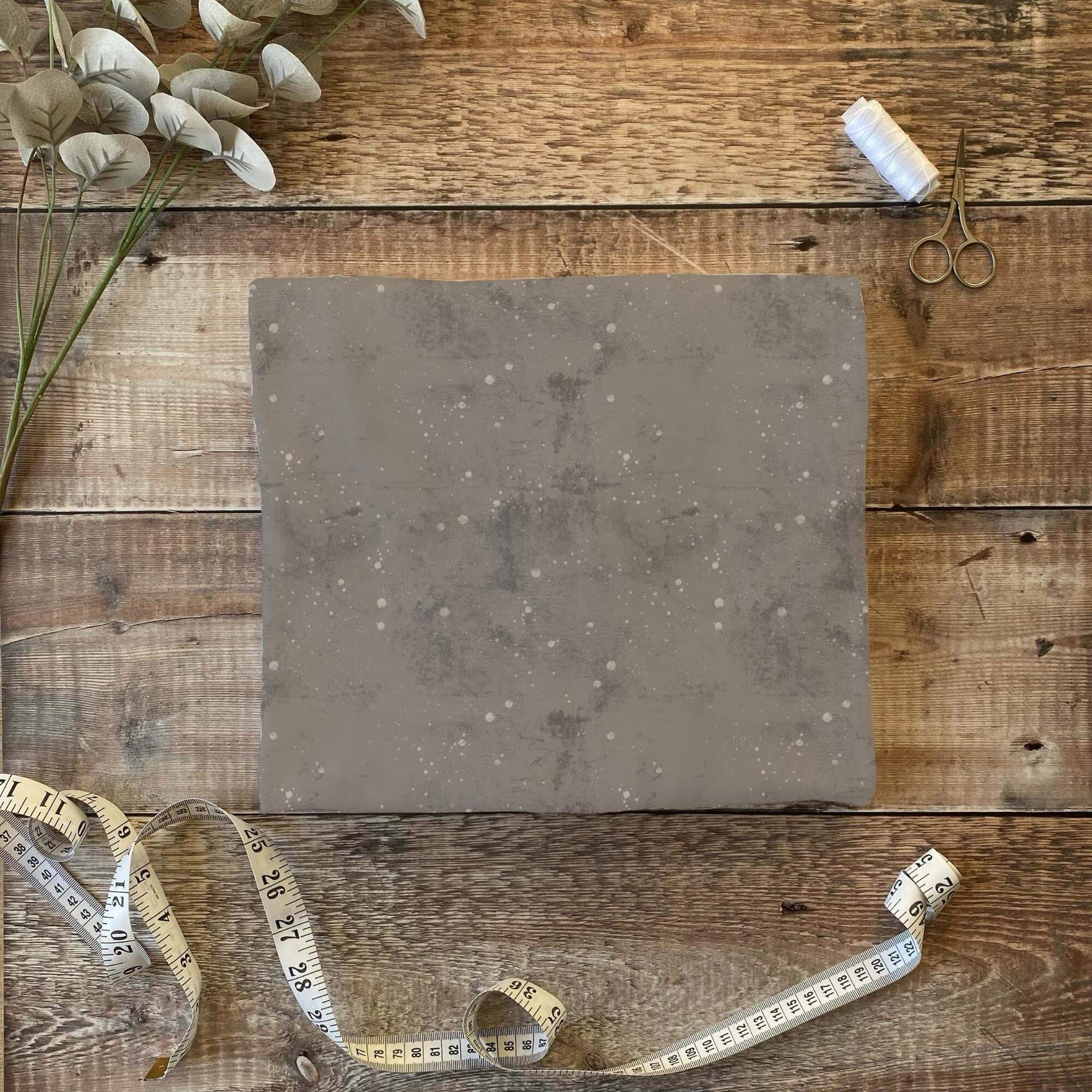 „Jersey Kinderstoff in Braun – OEKO-TEX zertifiziert & vielseitig kombinierbar“