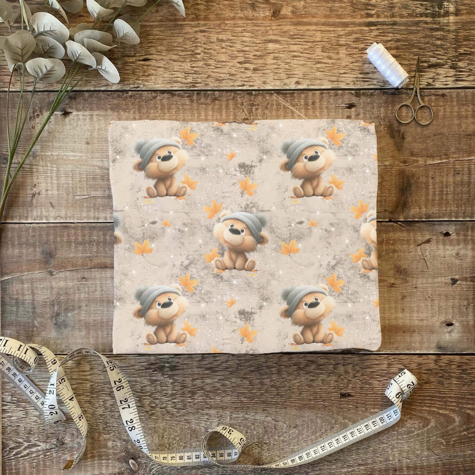 „Jersey Kinderstoff mit Bärenmotiv – OEKO-TEX zertifiziert & liebevoll illustriert“