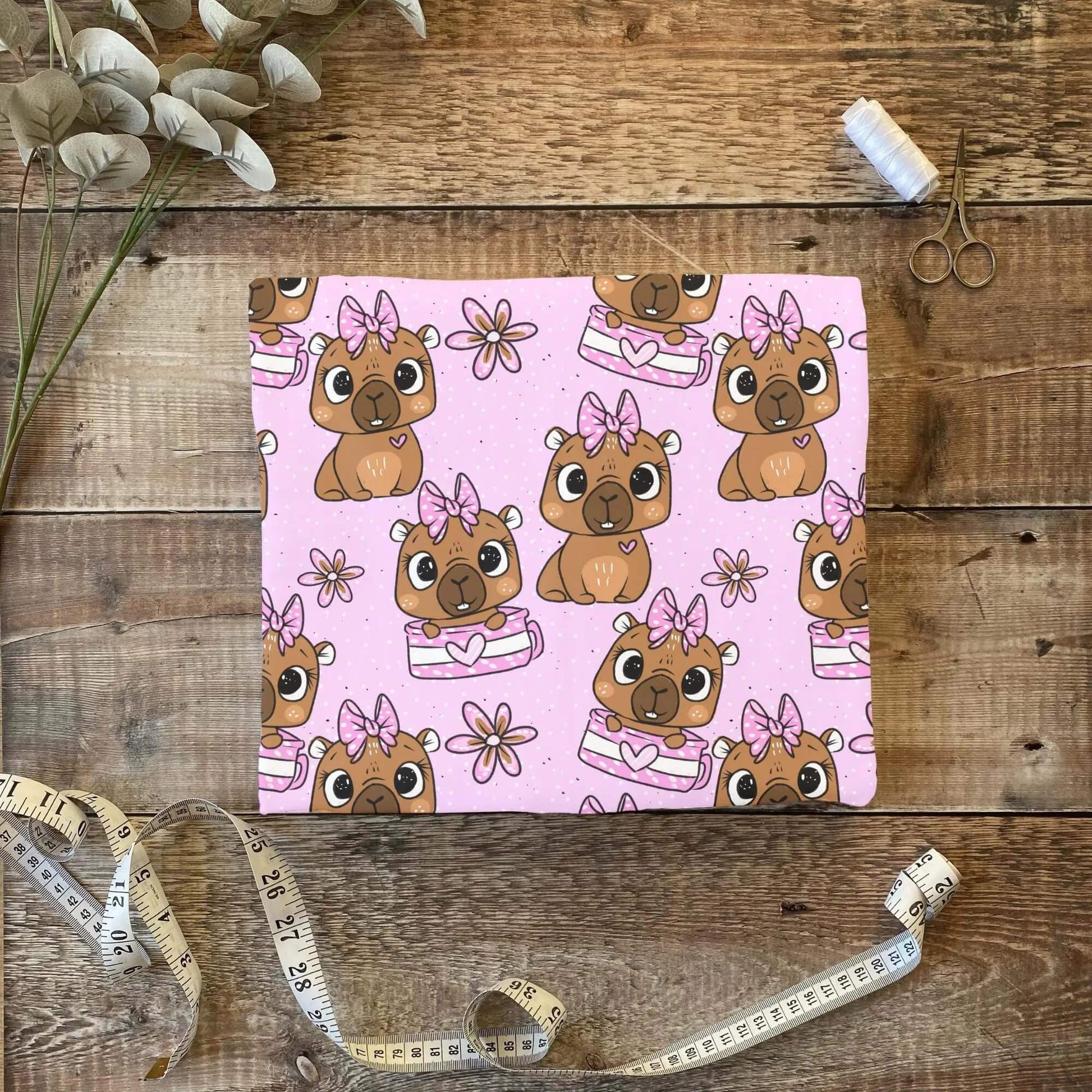 „Jersey Kinderstoff mit Tiermotiv – OEKO-TEX zertifiziert & vielseitig kombinierbar“