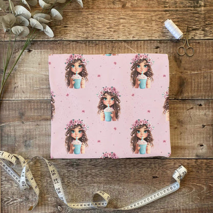 „Jersey Kinderstoff mit Blumenkranzmotiv – OEKO-TEX zertifiziert & liebevoll illustriert“