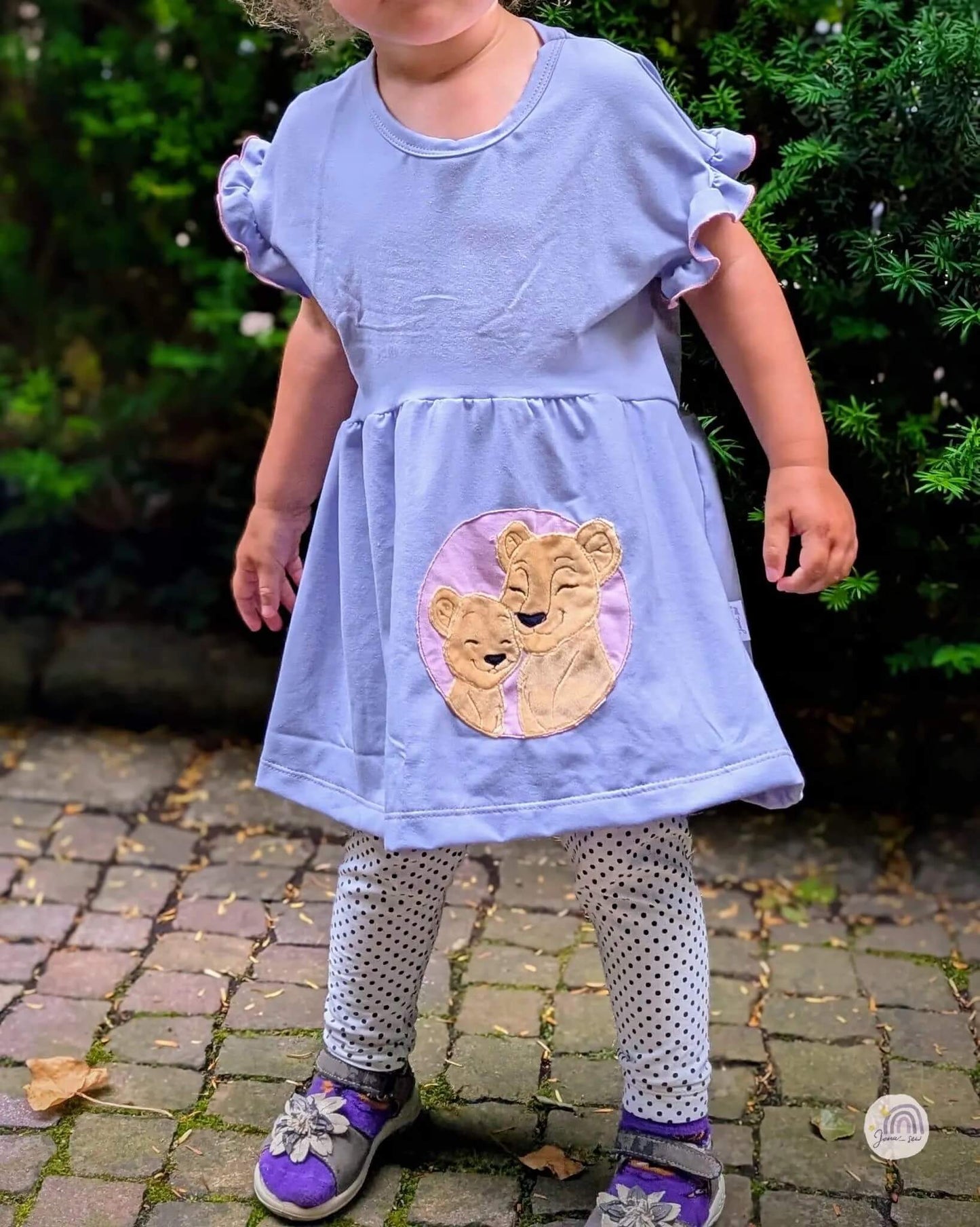 Stickdatei Loewenpaar fuer Babykleidung – digitaler Download