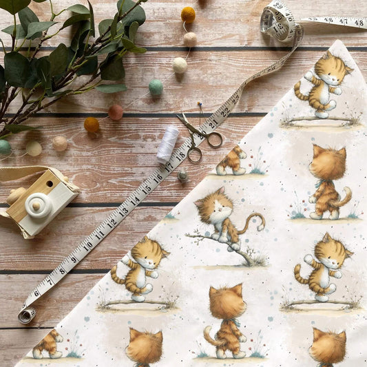 Kuschelpfote Stoff Meterware mit niedlicher Katze für Kinderstoffe und Babystoffe auf Jersey French Terry Baumwolle
