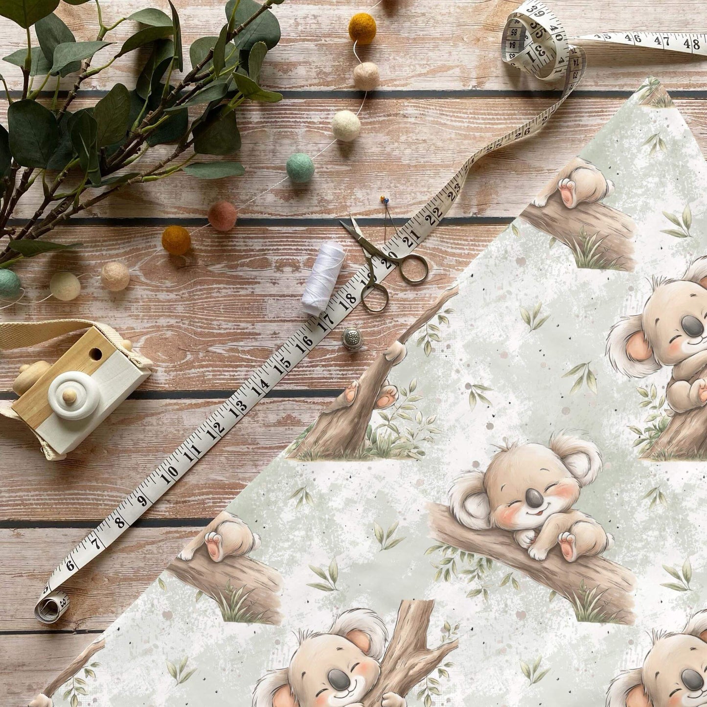 Koala Kuscheltraum French Terry 0,5m Sofortkauf Kinderstoff mit niedlichem Koala Motiv OEKO-TEX Standard 100
