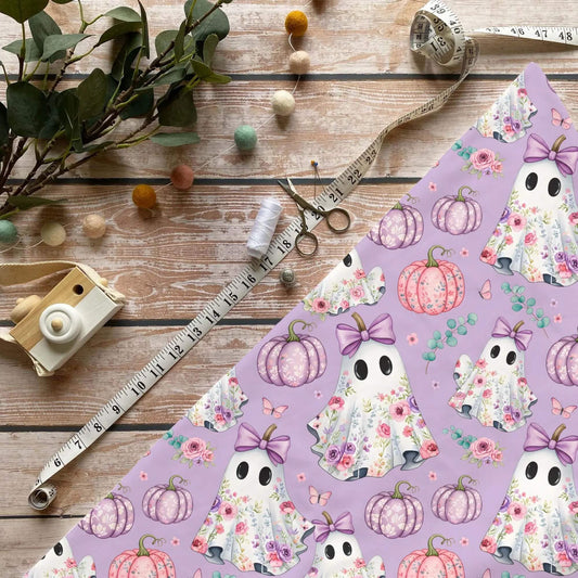 Blütengeister Kinderkleid Halloween im Garten getragen