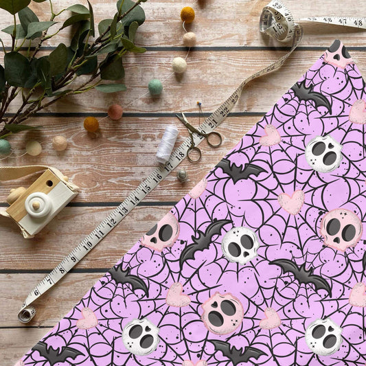 Skull Love Kinderstoff Meterware mit Totenkopf, Spinnennetz und Herzen Motiv in Flieder, OEKO-TEX 100 Jersey Mädchenstoff für Baby- und Kindermode