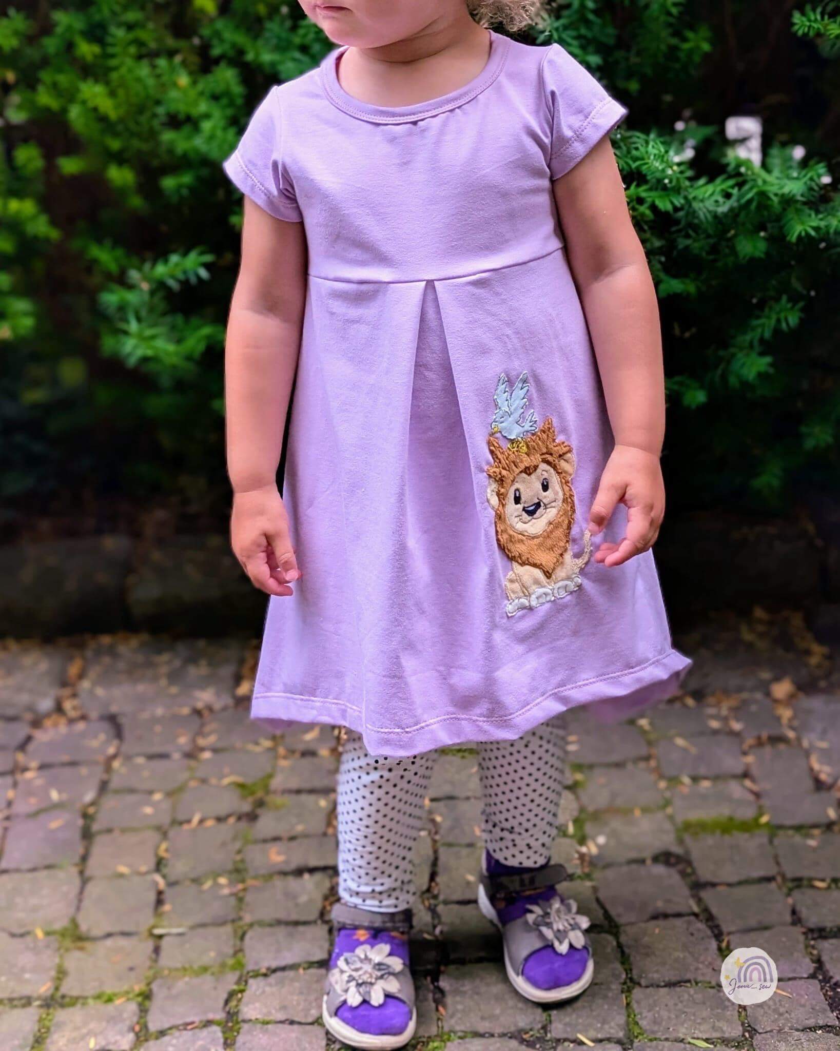   Niedlicher Loewe mit Vogel Stickmotiv – ideal fuer Kinderkleidung