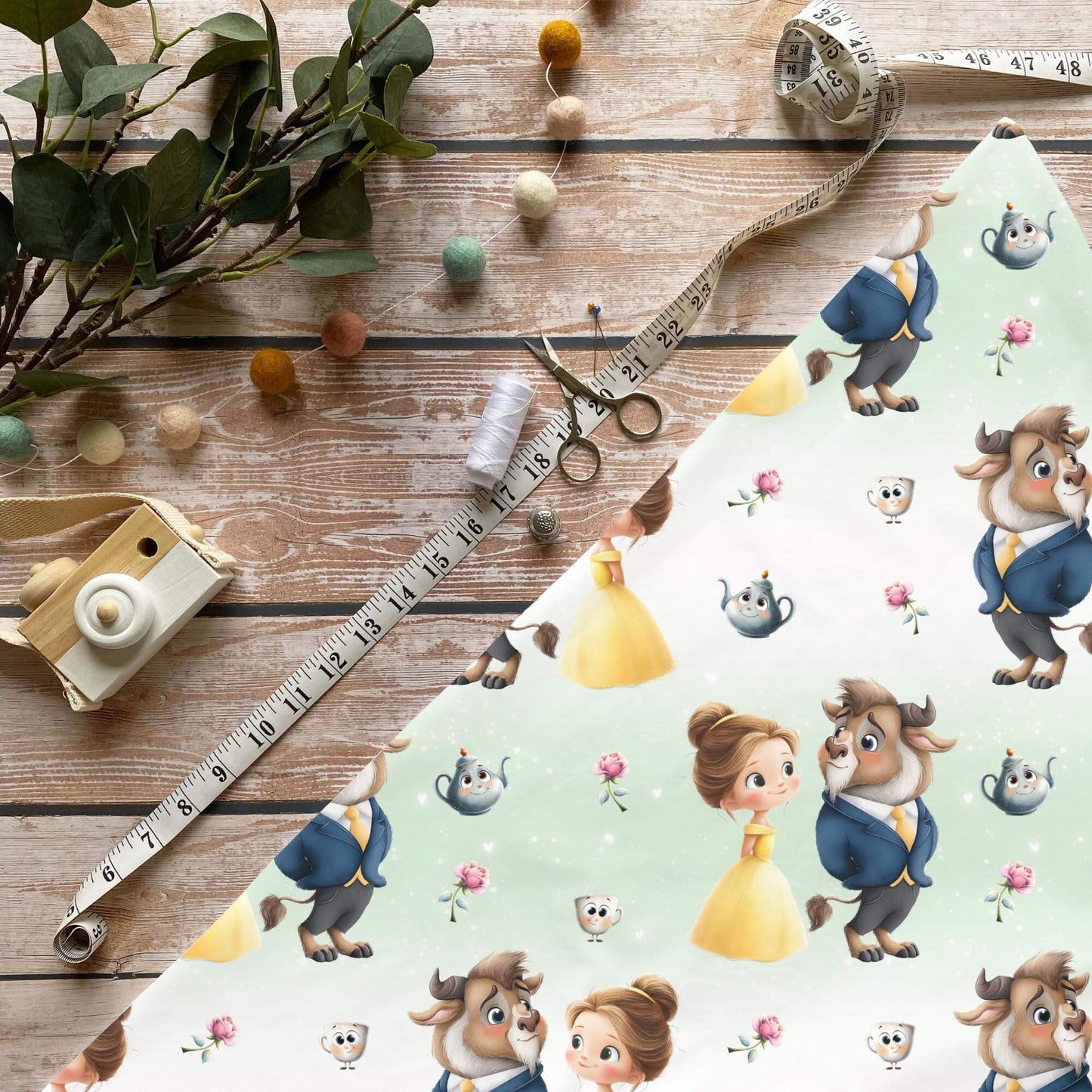 „Tanzendes Paar Stoff Meterware – ideal für Kinderkleidung & Märchenmotive“