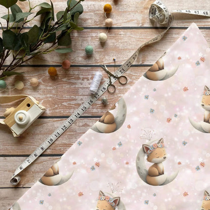 „Schlafender Fuchs Stoff Meterware – ideal für Kinderkleidung & Traumdesigns“
