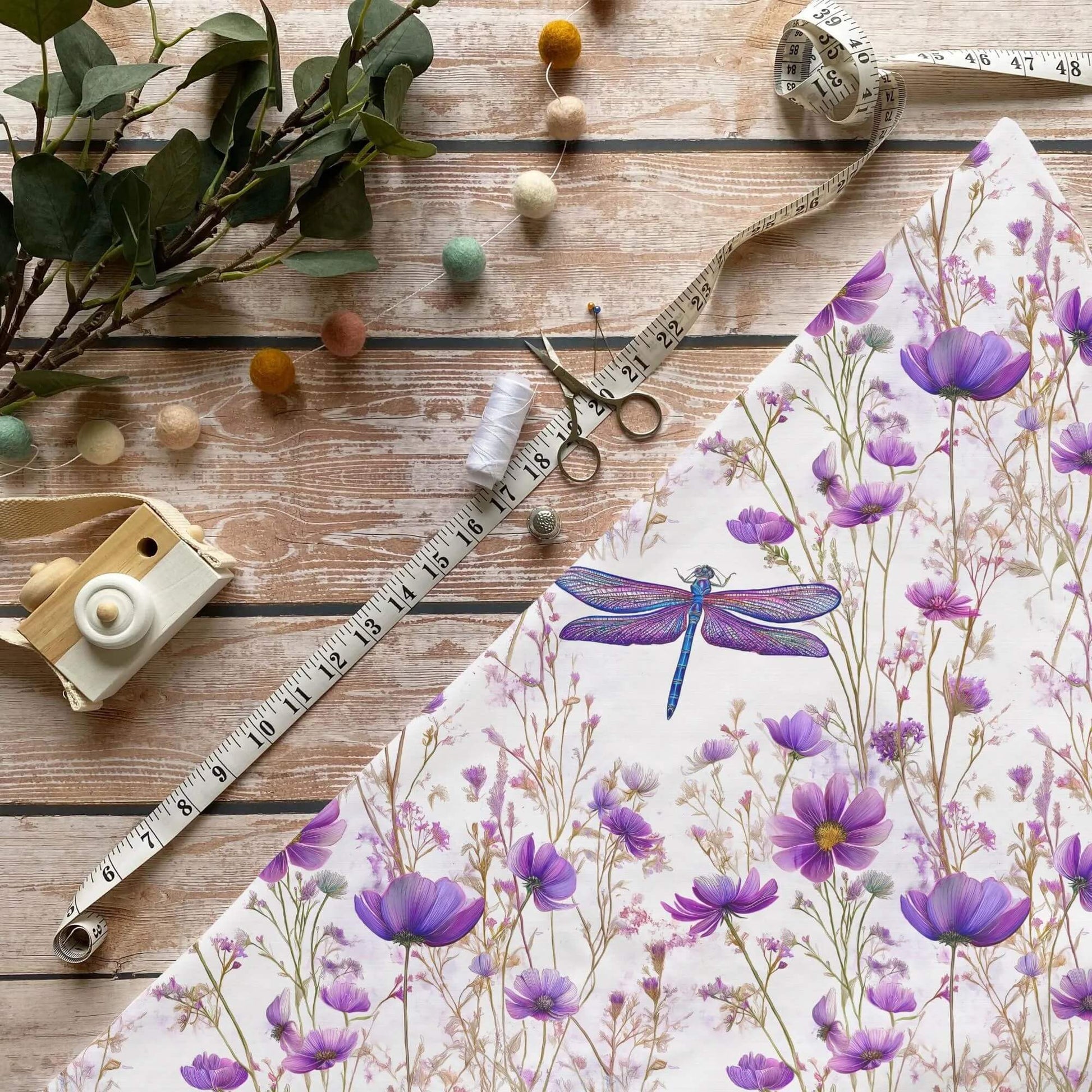 „Libelle Stoff Meterware – ideal für Kinderkleidung & Naturmotive“