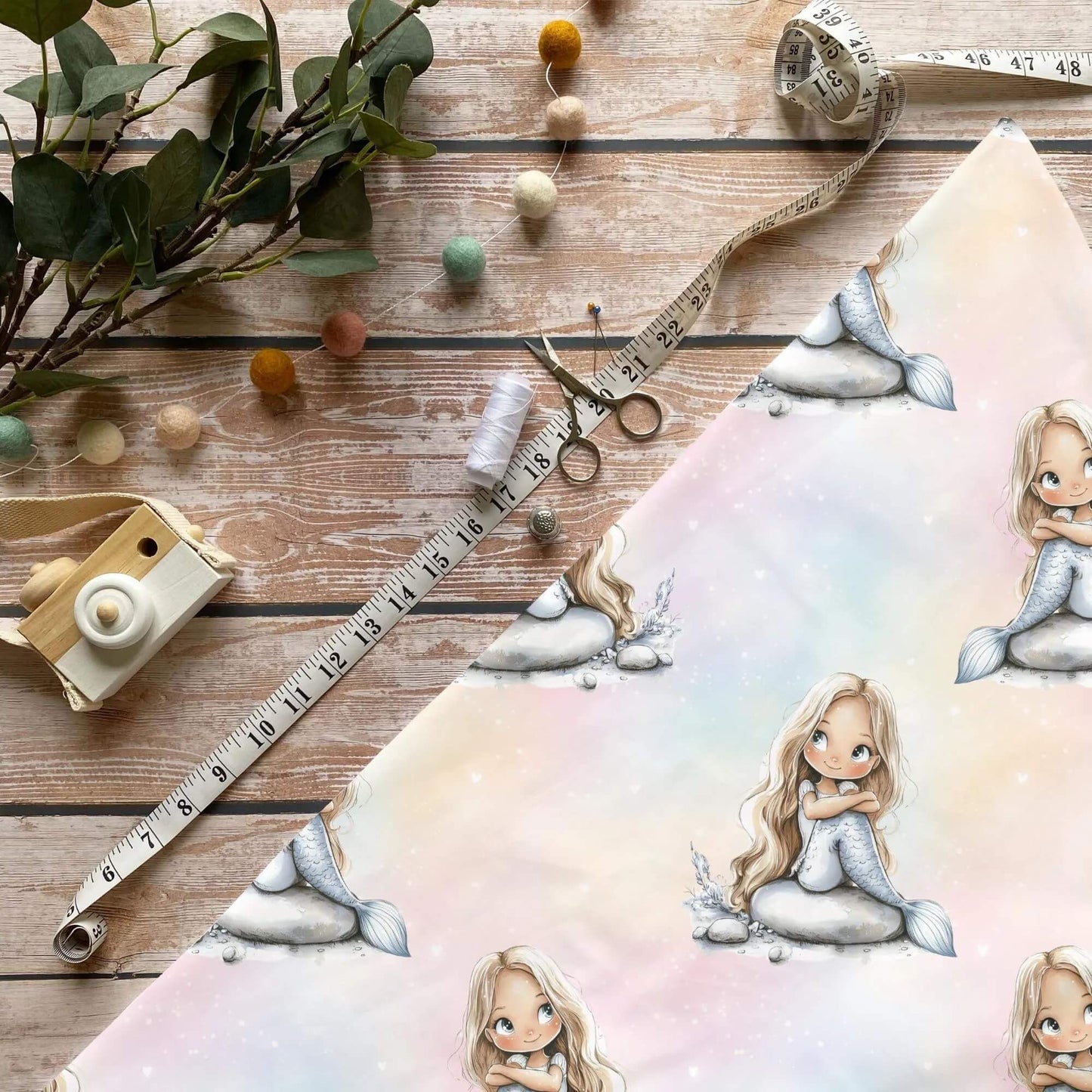 „Meerjungfrau Stoff Meterware – ideal für Kinderkleidung & Fantasiemotive“