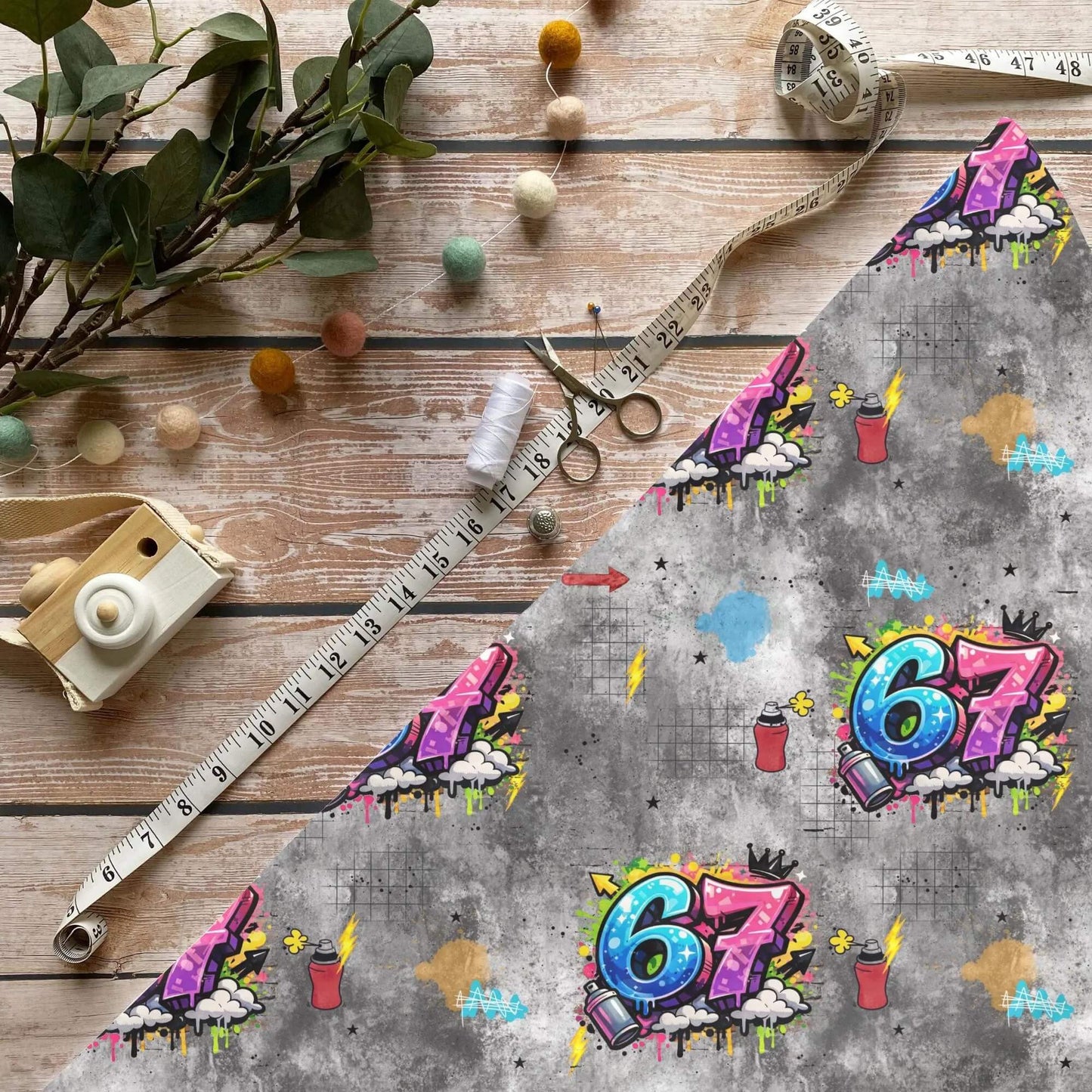 „67 Stoff Meterware – ideal für Kinderkleidung & Streetstyle-Motive“