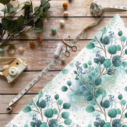 „Blumenmuster Eukalyptus Stoff Meterware – ideal für Kinderkleidung & Naturmotive“