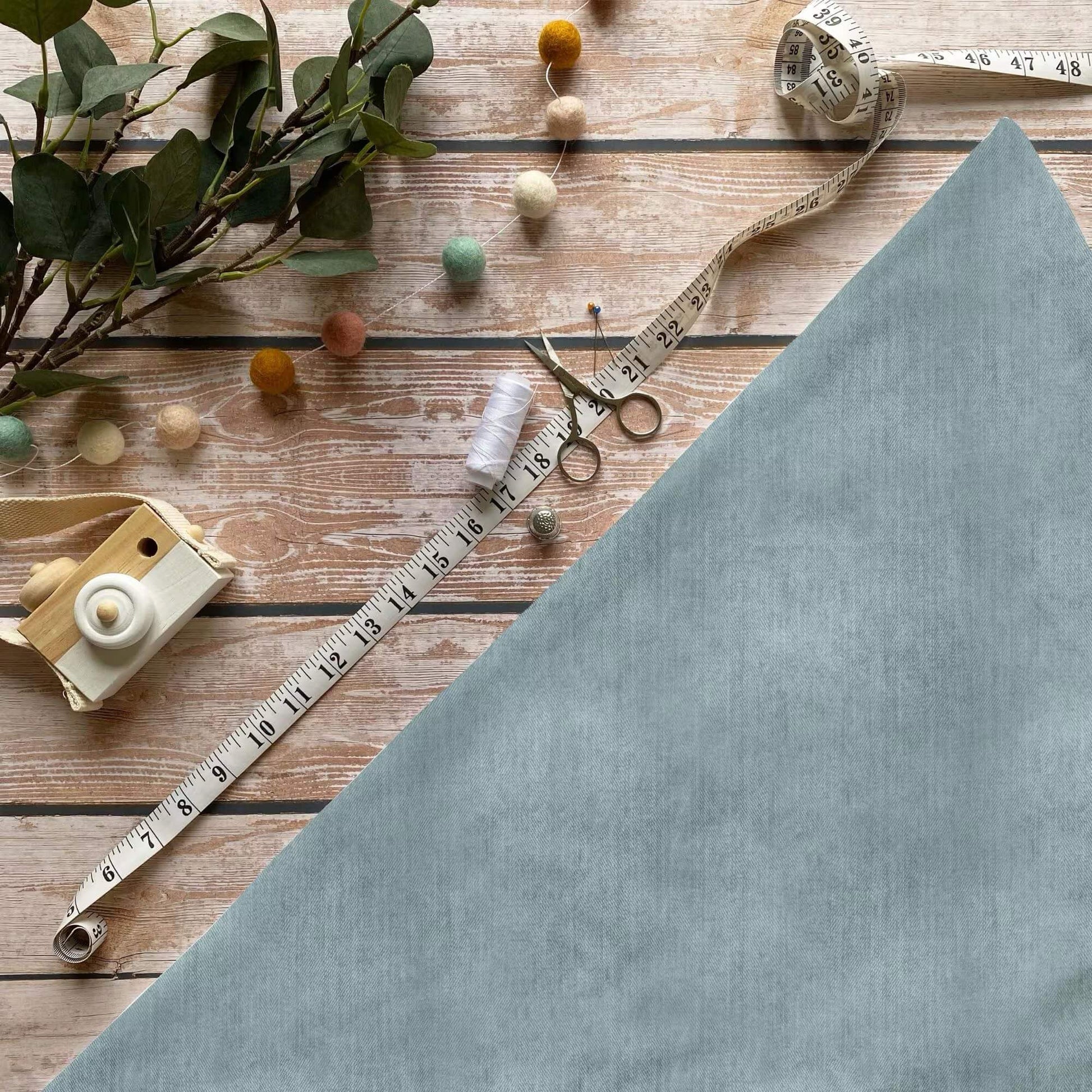 „Demin Blau-Grün Stoff Meterware – ideal für Kinderkleidung & Basics“