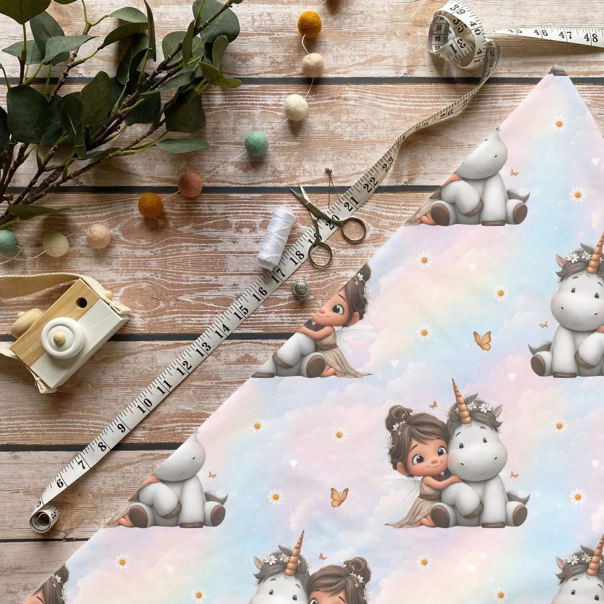 Fee und Einhorn Stoff Meterware für märchenhafte Kinderkleidung
