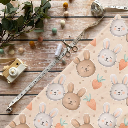 „Hasenköpfe Stoff Meterware – ideal für Kinderkleidung & Frühlingsmotive“