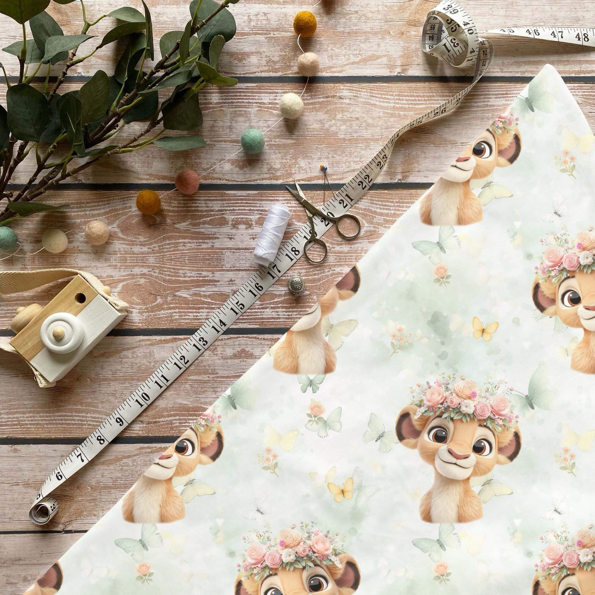 Löwin Stoff Meterware für liebevolle Kinderkleidung
