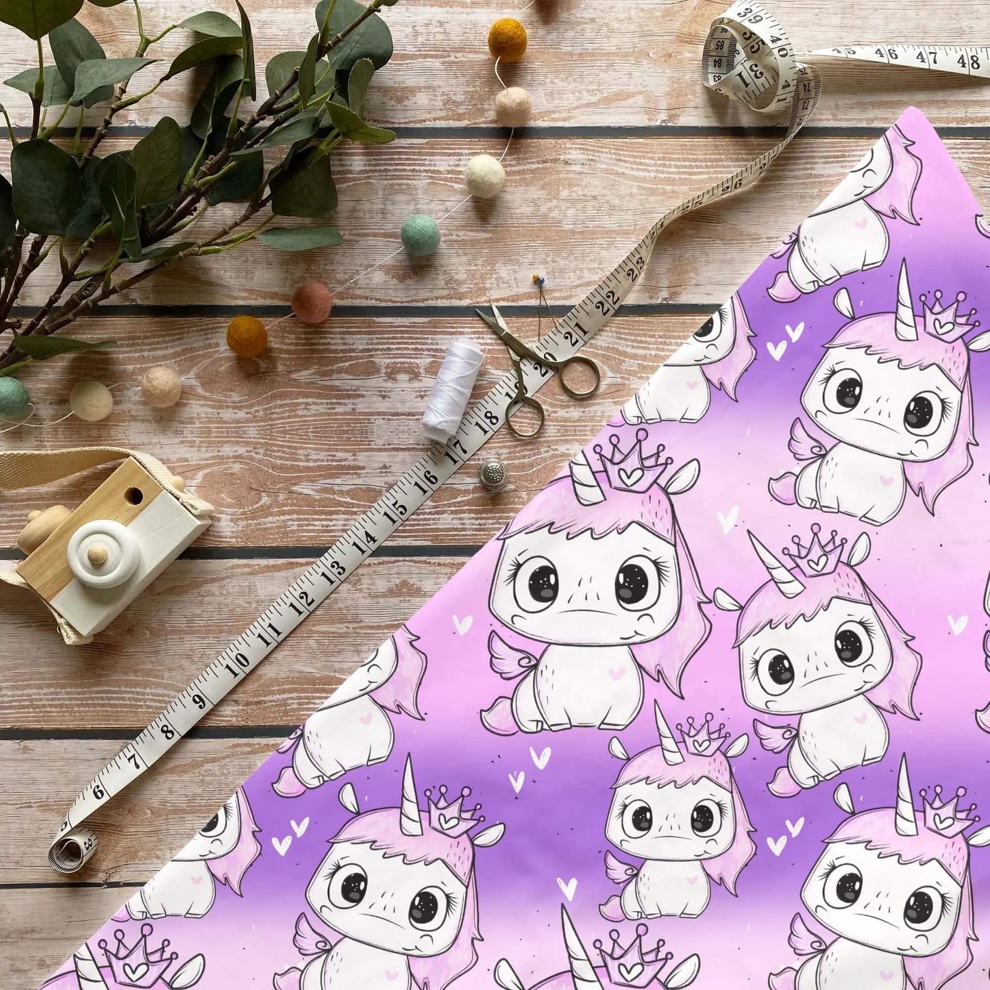 „Niedliches Einhorn Stoff Meterware – ideal für Kinderkleidung & Fantasiemotive“