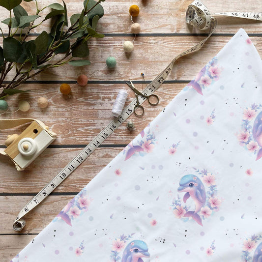 Delphin French Terry 0,5m Sofortkauf Lagerware OEKO-TEX Standard 100 Kinderstoffe mit Blumen und Meeresmotiv
