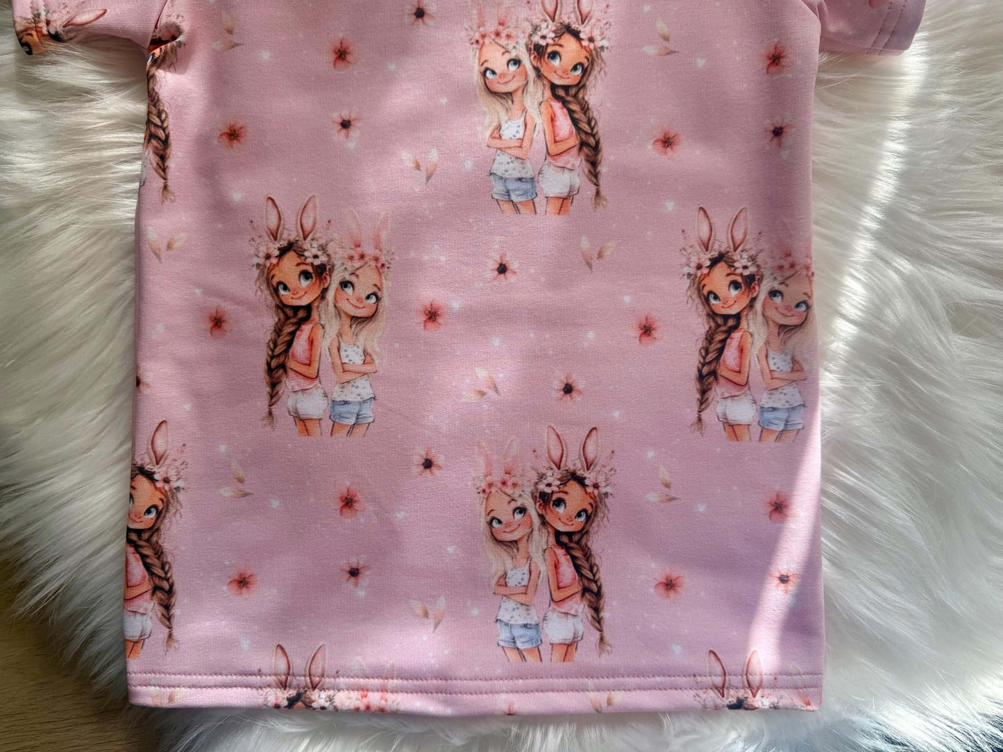 Kinder T‑Shirt mit Hasenmädchenmotiv, French Terry
