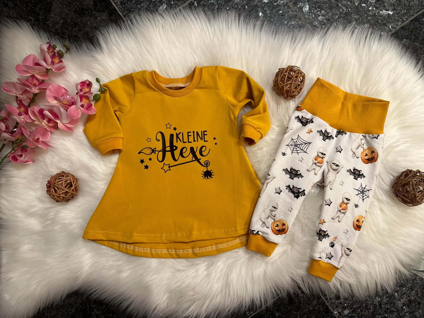 Baby Halloween Set Größe 62 mit gelbem Kleid und Leggings
