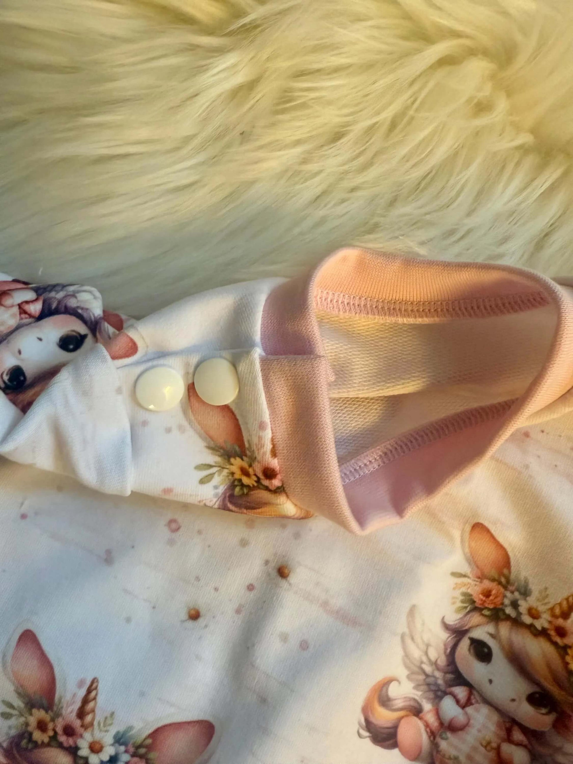 Baby Pullover mit Einhornmotiv und Druckknopf‑Knopfleiste
