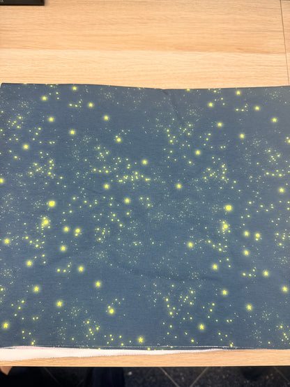 OEKO-TEX 100 zertifizierter French Terry mit festlichem Kombidesign